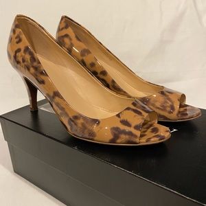 JCrew leopard patent brown/black peep toe pump 7.5